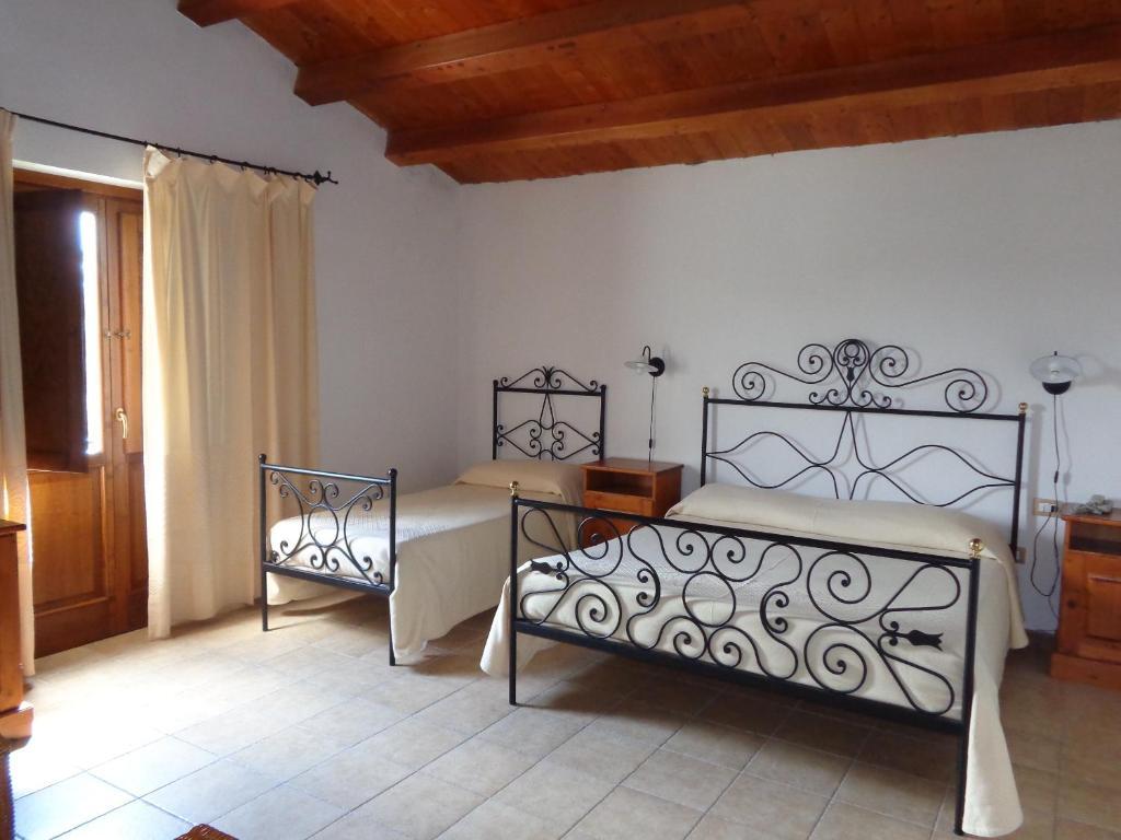 Hotel Su Baione 3*