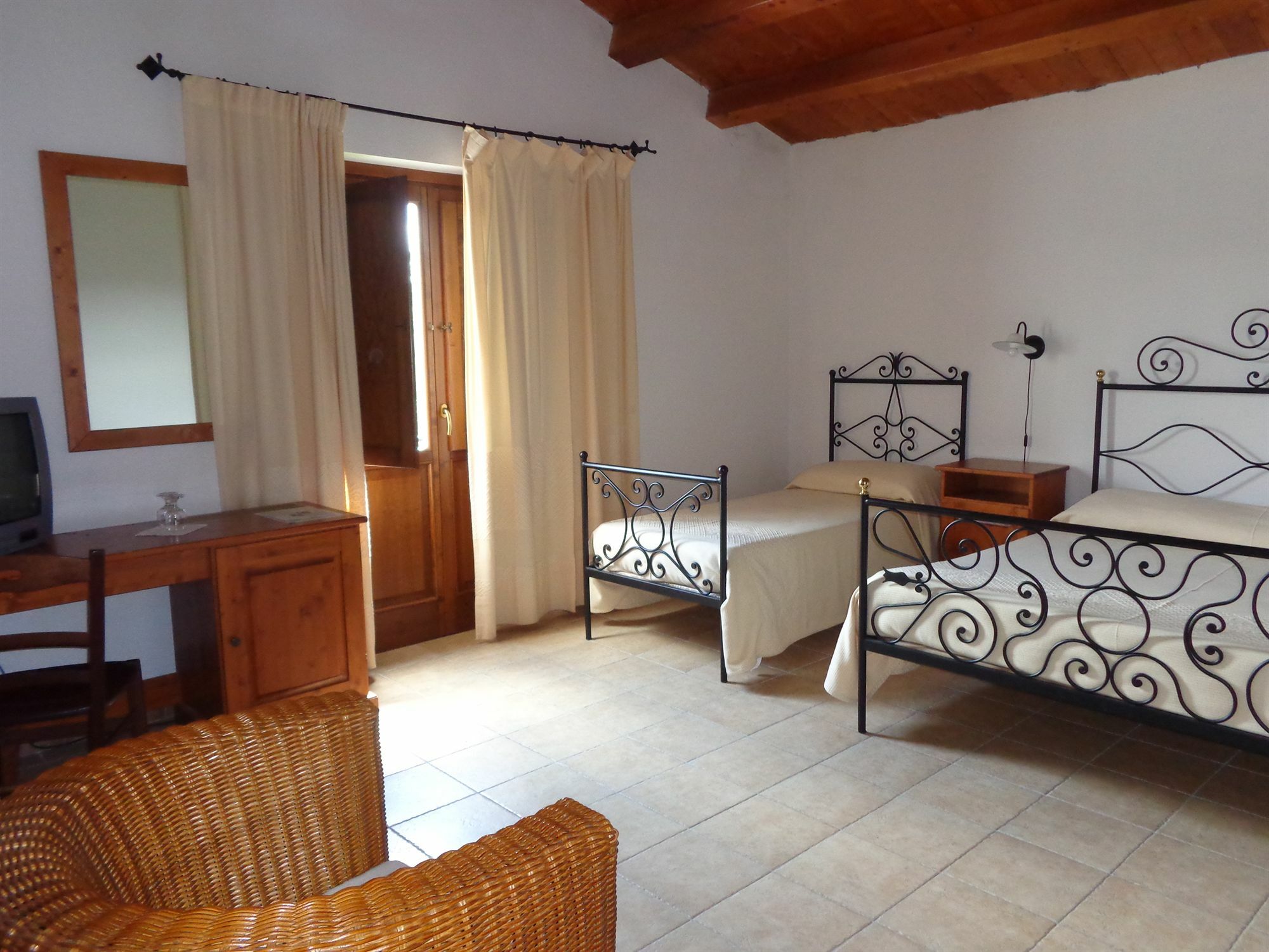 Hotel Su Baione 3*